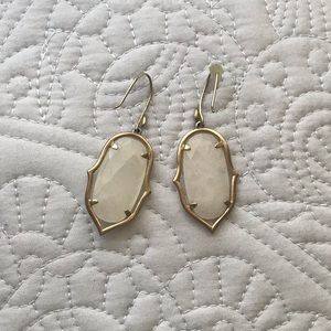 Stella & Dot Amala Chandelier earrings